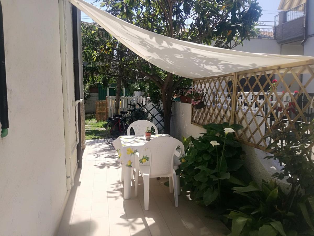 Goccia Azzurra Bed & Breakfast Silvi Marina Ngoại thất bức ảnh